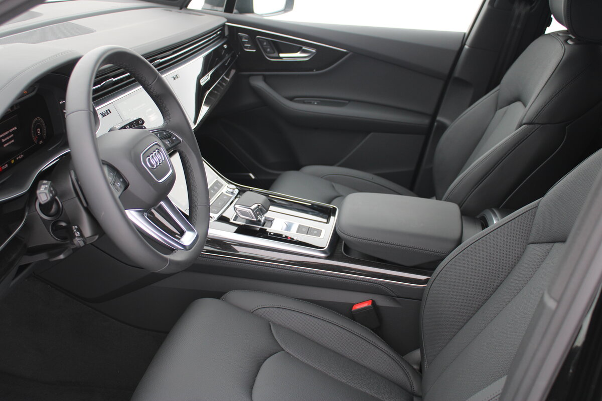 Check price and buy New Audi Q7 45 TDI (4M) Restyling For Sale