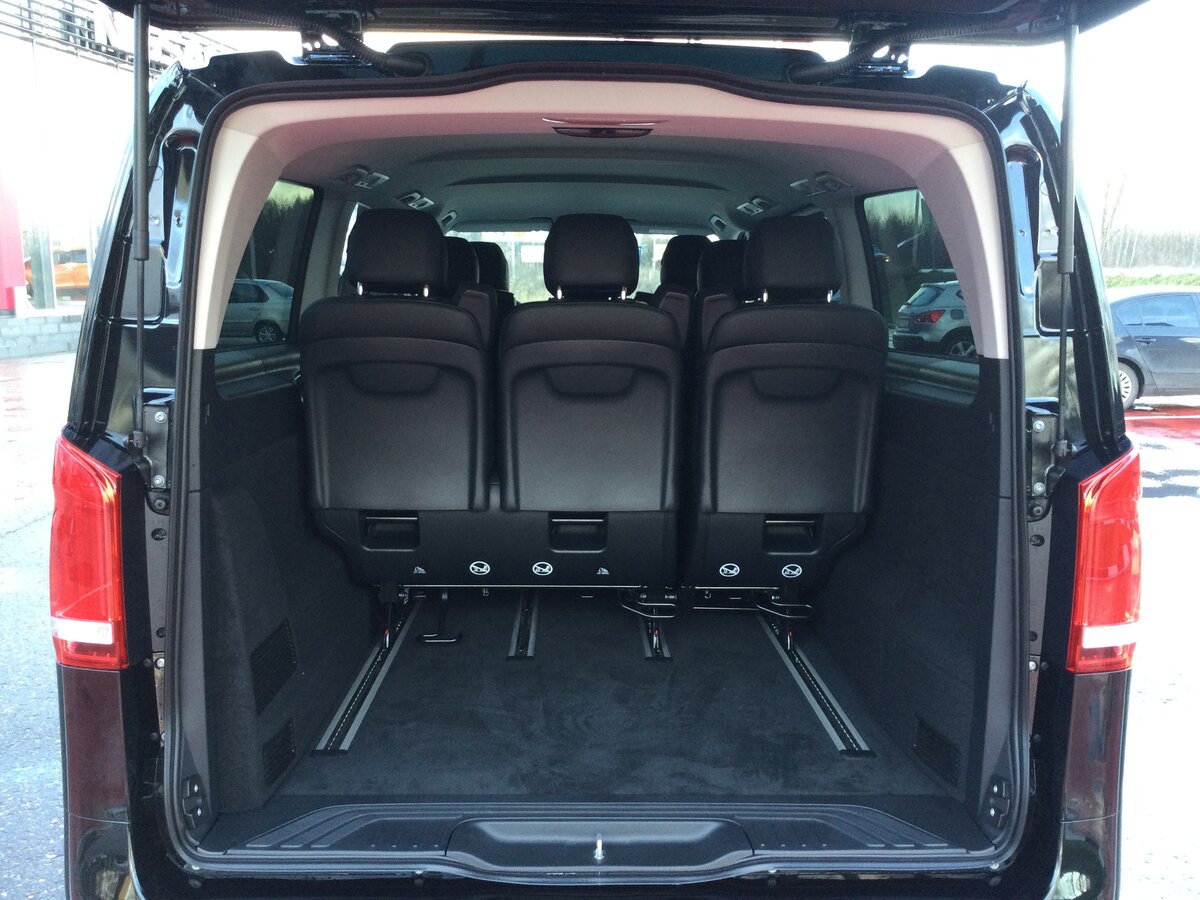 Check price and buy New Mercedes-Benz Vito 119 BlueTEC L3 (W447) For Sale