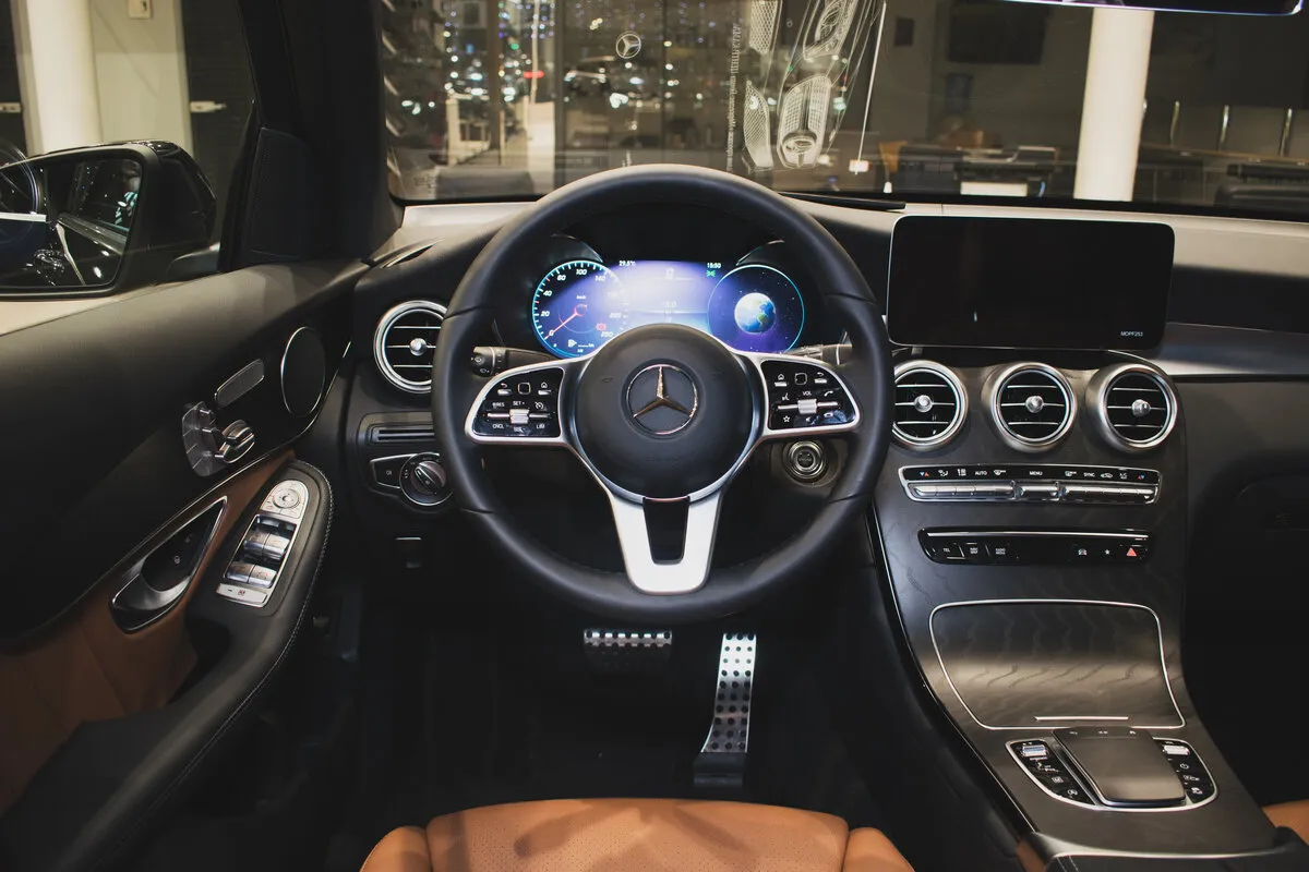 Check price and buy New Mercedes-Benz GLC Coupe 300 (C253) Restyling For Sale