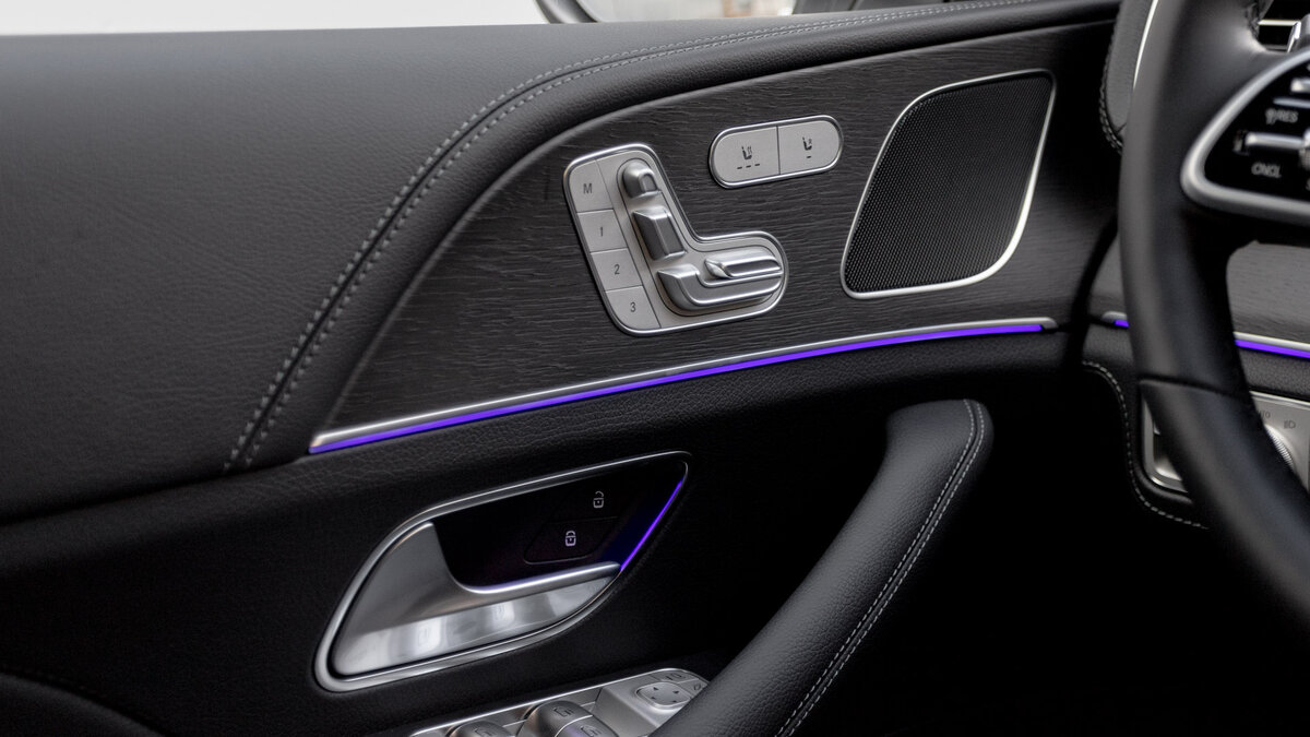 Check price and buy New Mercedes-Benz GLE 300 d (V167) For Sale