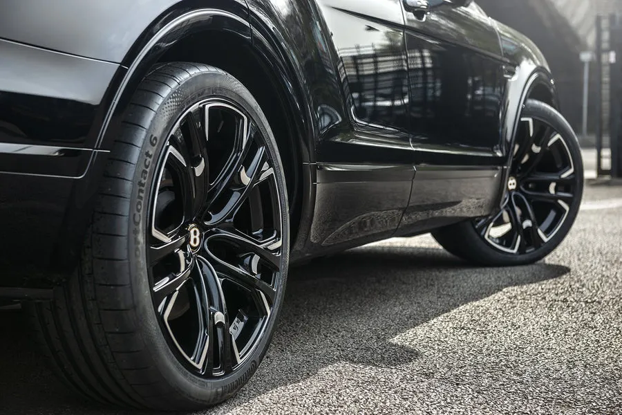 Check our price and buy Kahn Design carbon fiber body kit set for Benyley Bentayga