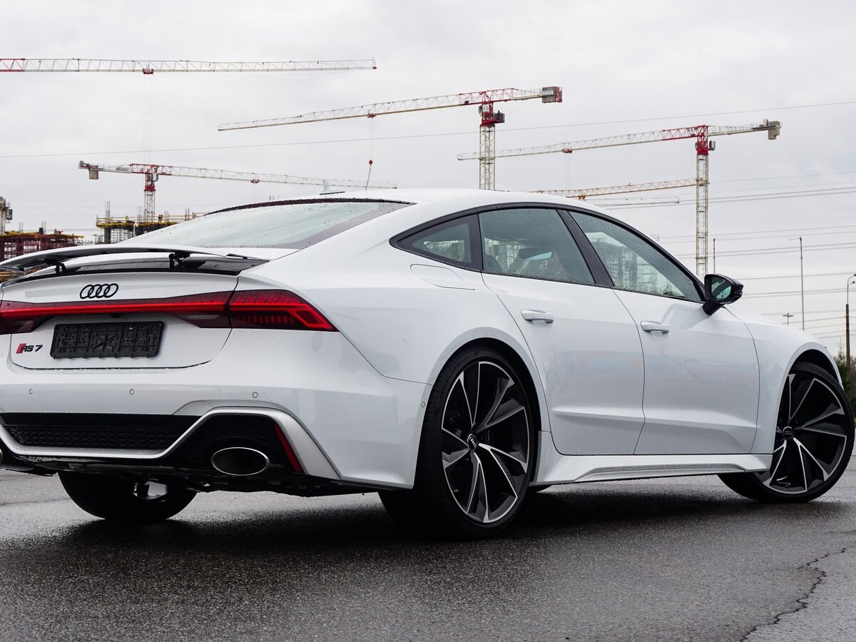 Buy New Audi RS 7 (4K)