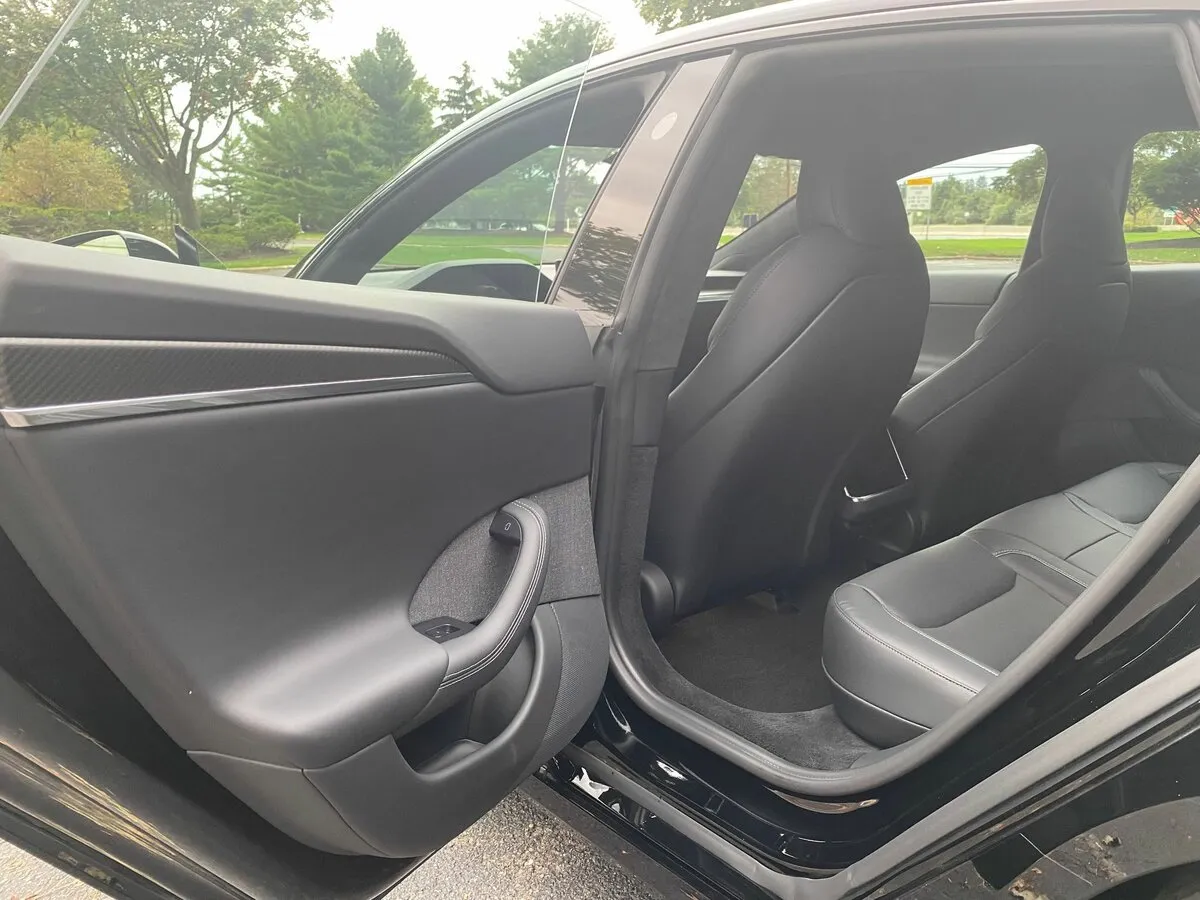 Check price and buy New Tesla Model S Plaid Restyling 2 For Sale