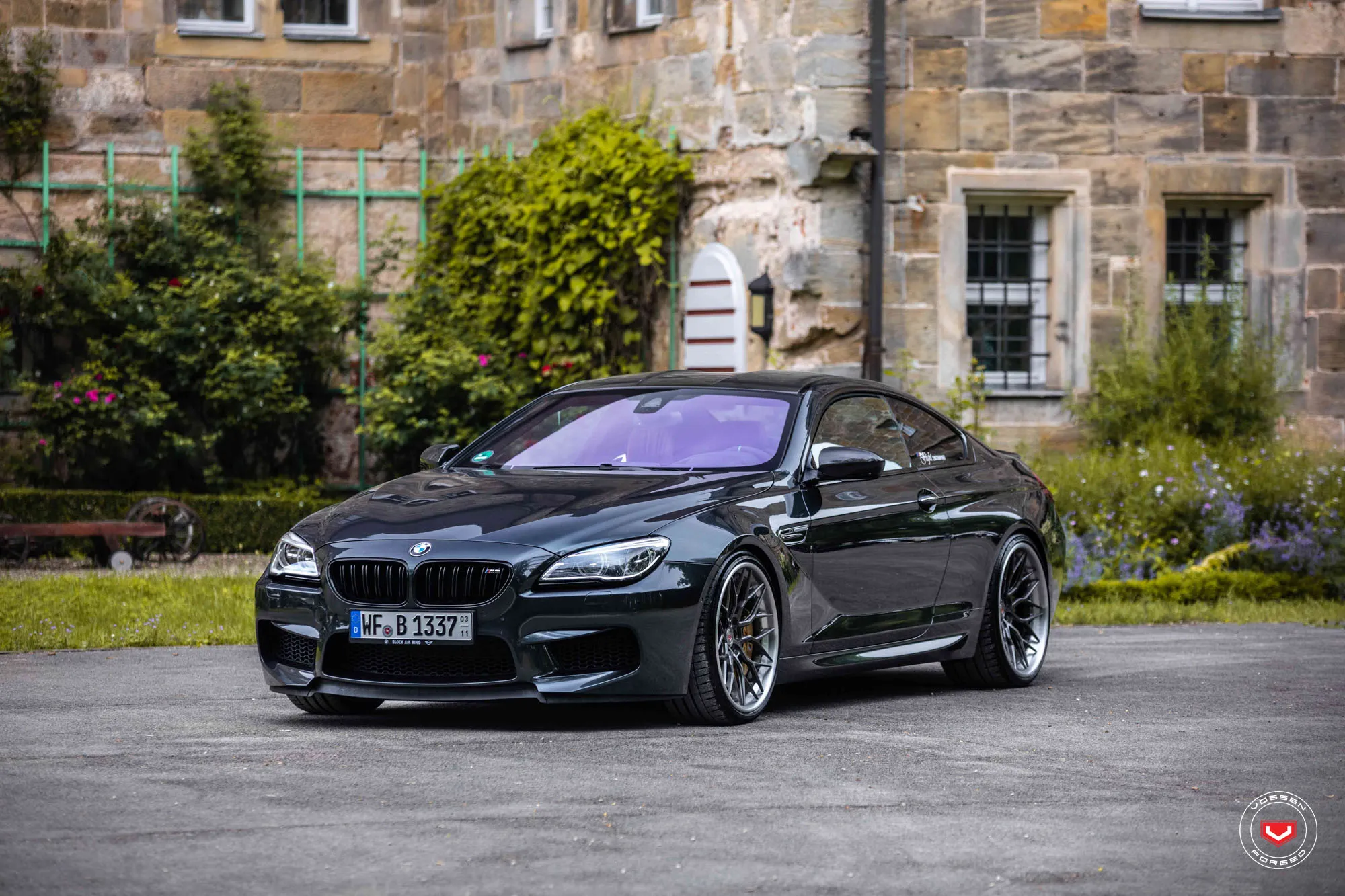 Vossen S17 01 3 PIECE 3-piece forged wheel — close-up spoke detail