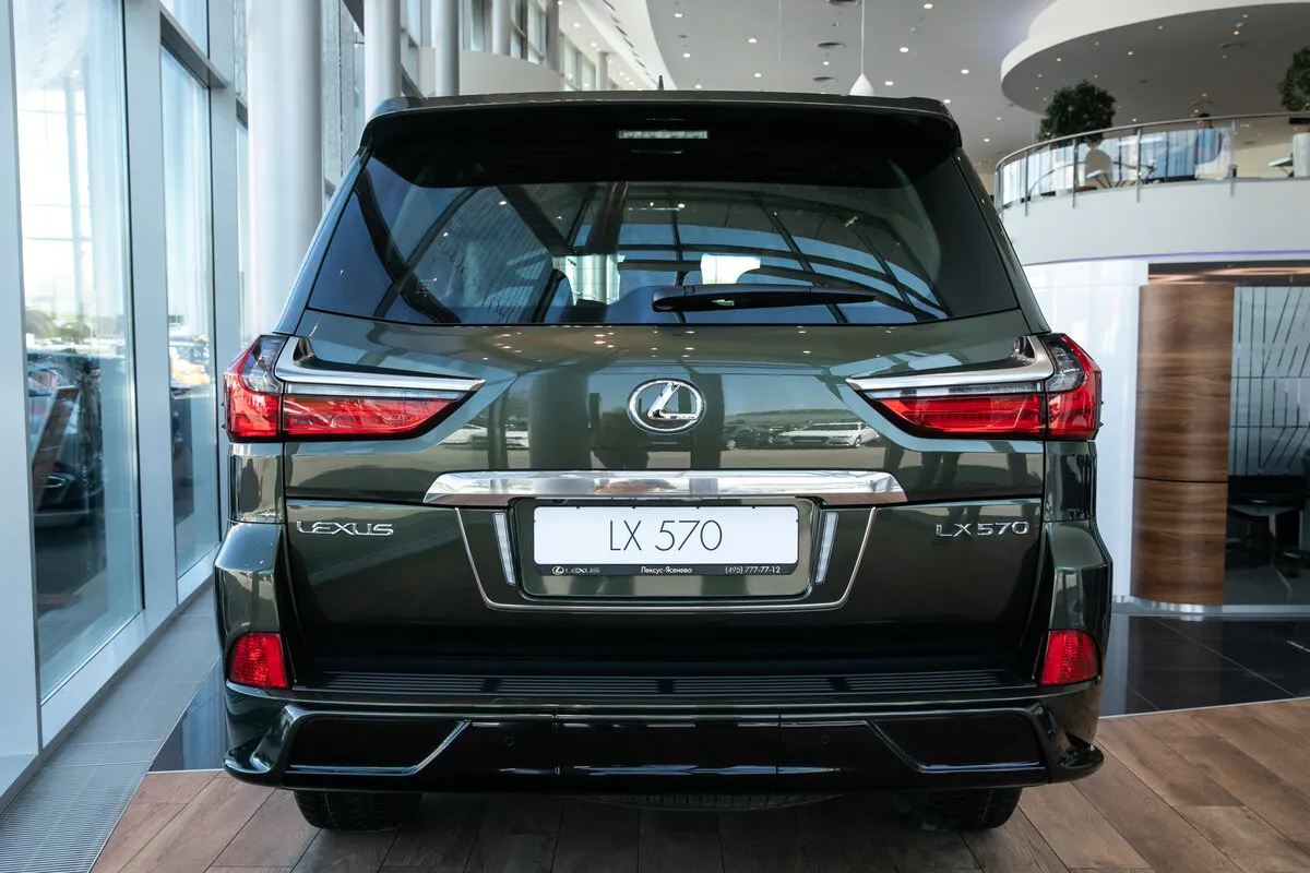 Check price and buy New Lexus LX 570 Restyling 2 For Sale