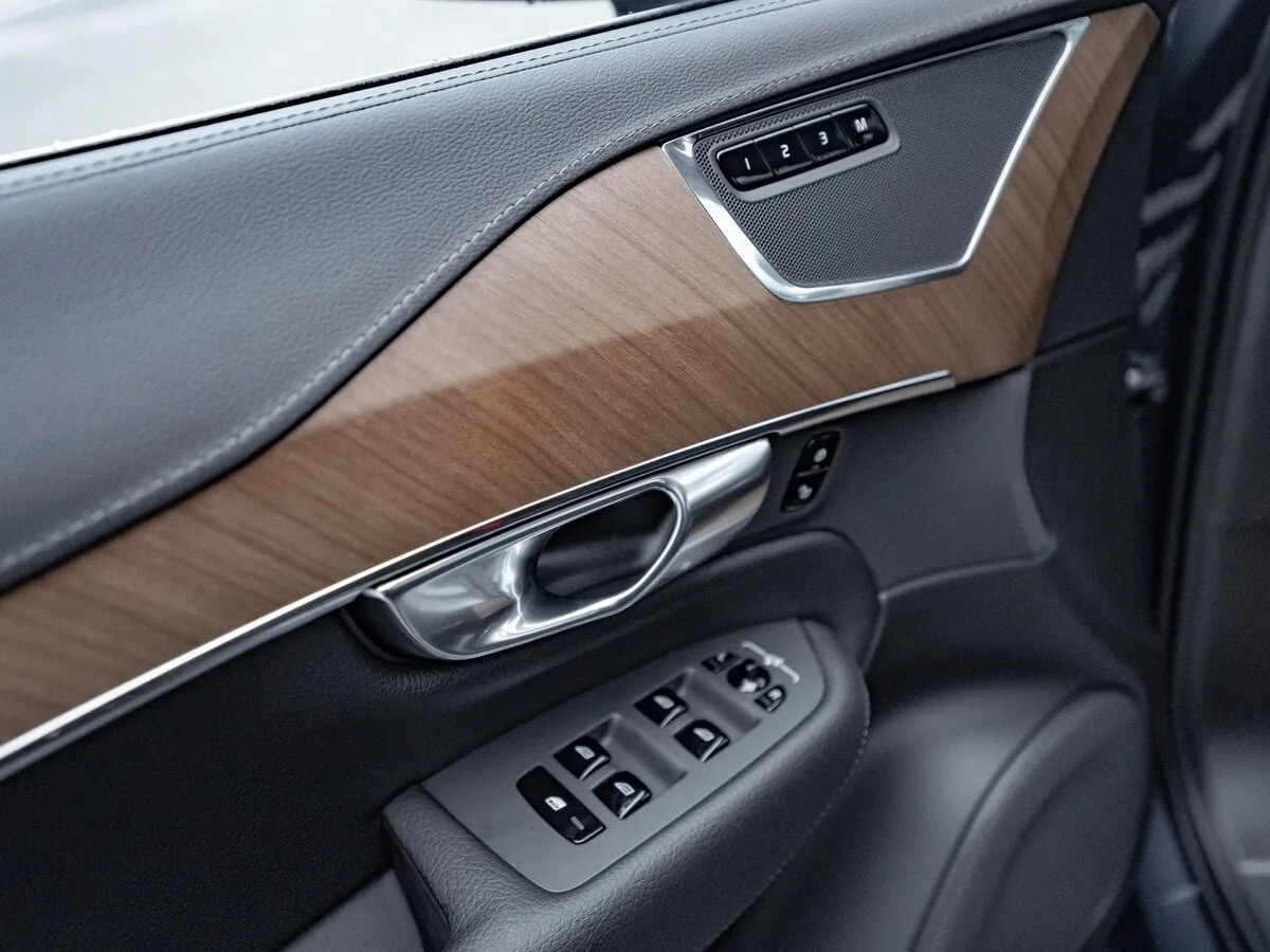 Check price and buy New Volvo XC90 Restyling For Sale