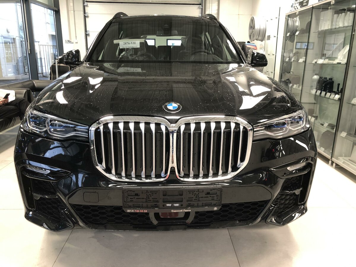 Check price and buy New BMW X7 40d (G07) For Sale