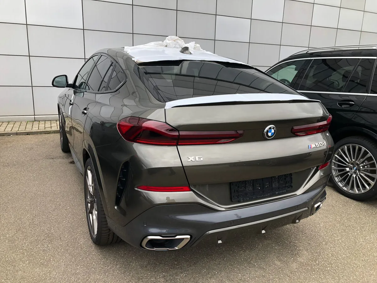 Buy New BMW X6 M50d (G06)