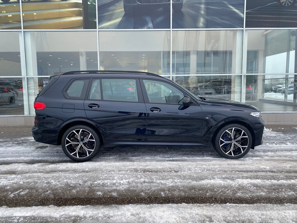 Check price and buy New BMW X7 40d (G07) For Sale