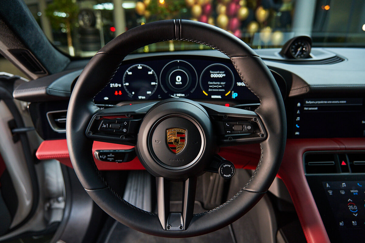 Check price and buy New Porsche Taycan 4S For Sale