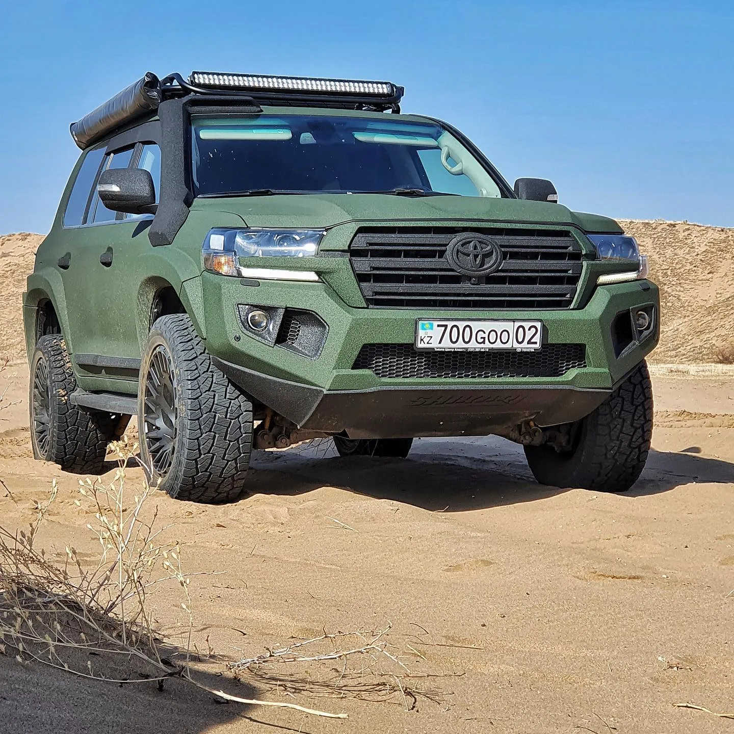 Check our price and buy Shikari body kit for Toyota Land Cruiser 200