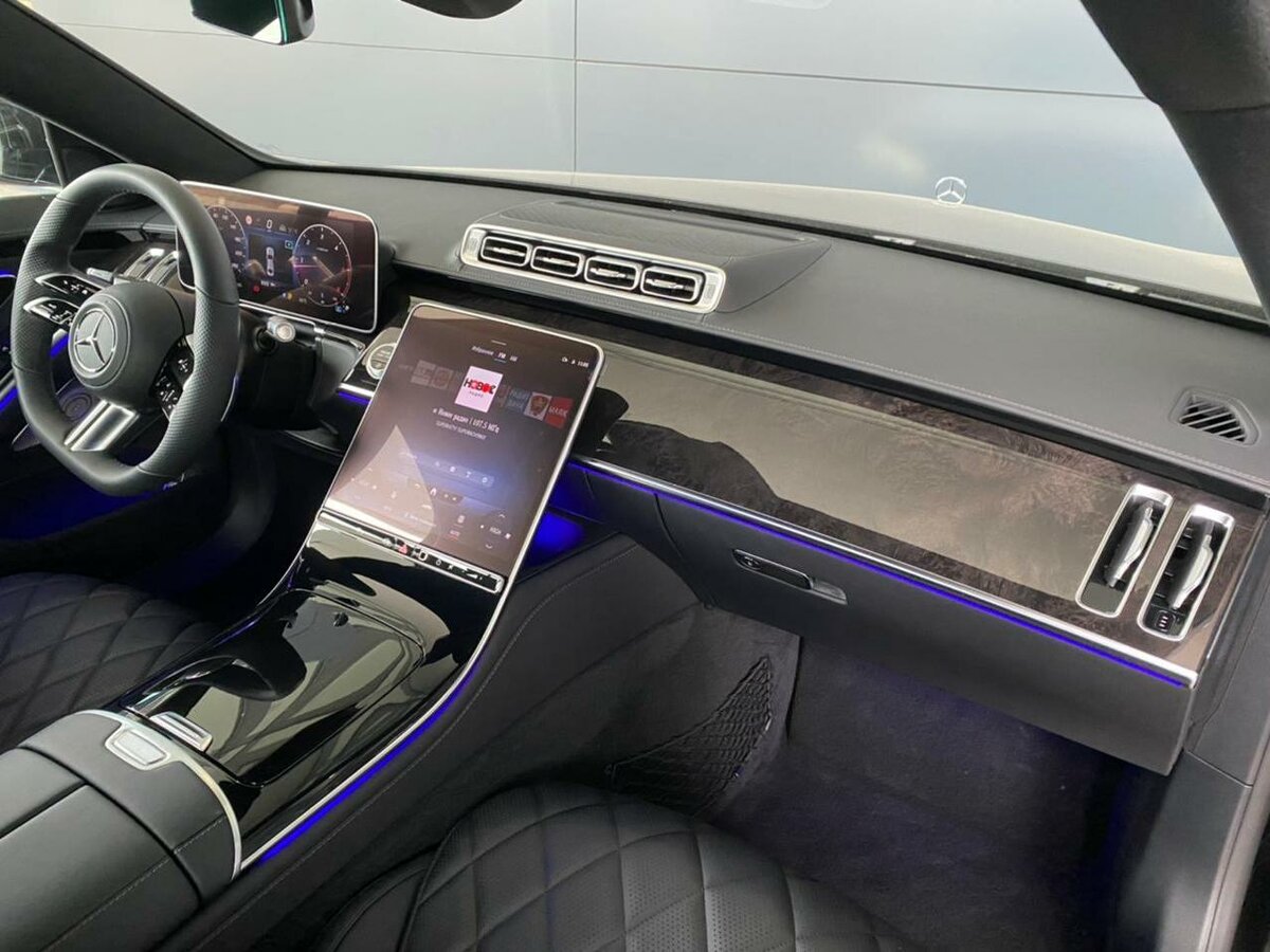 Check price and buy New Mercedes-Benz S-Class 350 d Long 4MATIC (W223) For Sale