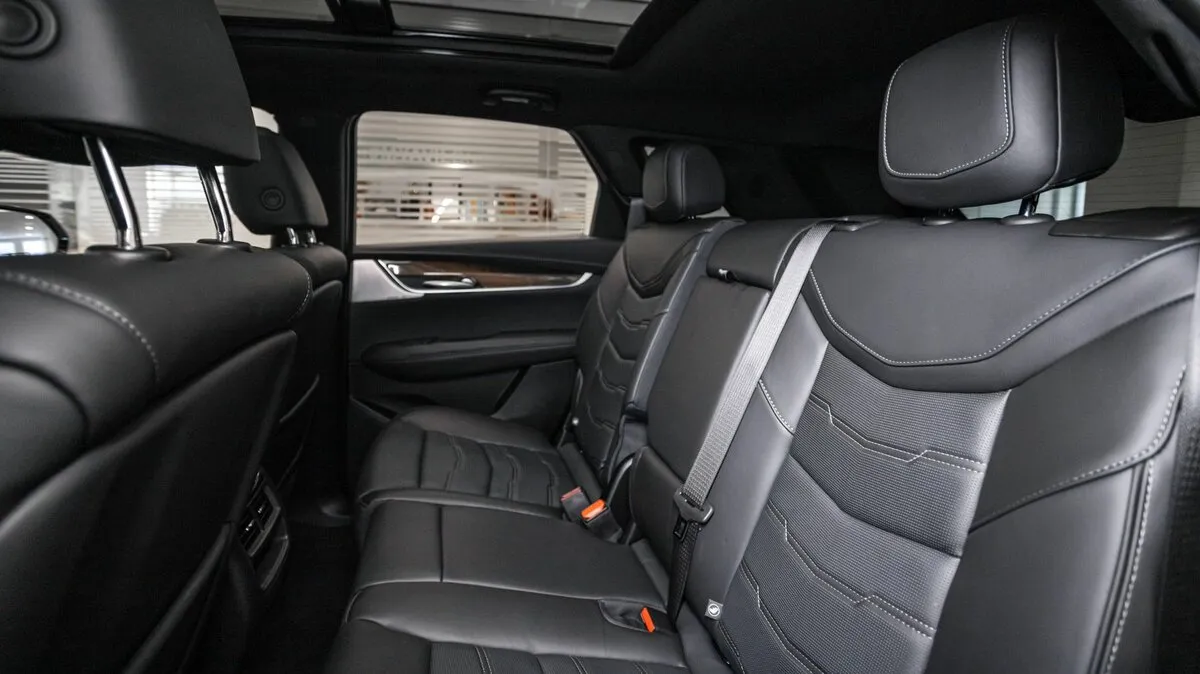 Check price and buy New Cadillac XT5 Restyling For Sale
