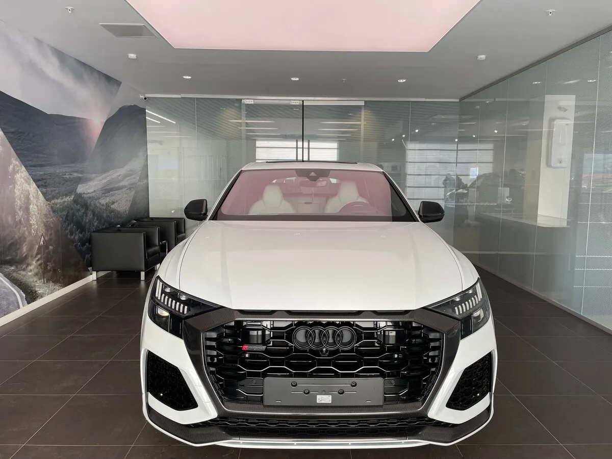 Buy New Audi RS Q8