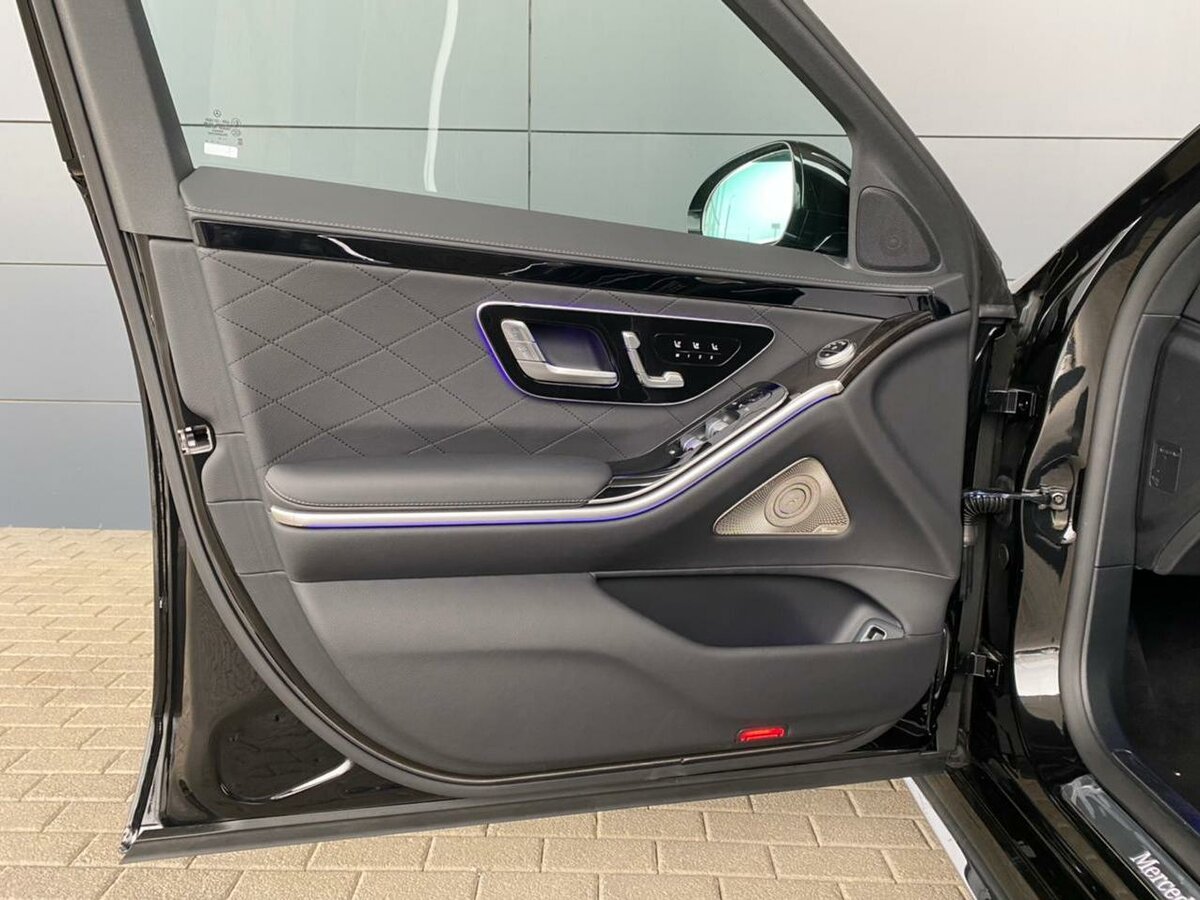 Check price and buy New Mercedes-Benz S-Class 350 d Long 4MATIC (W223) For Sale