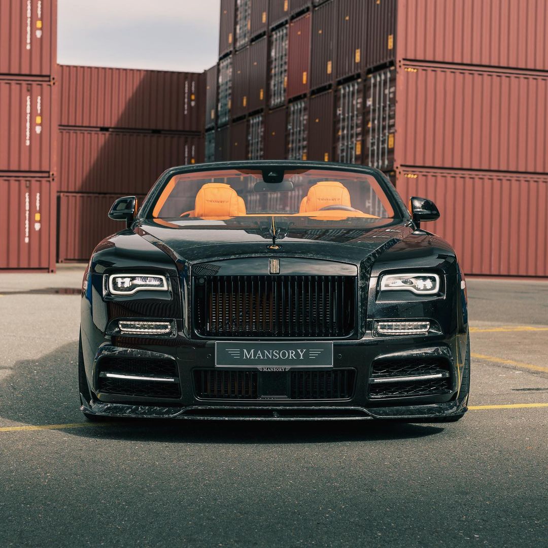 Check our price and buy the Mansory Carbon Fiber Body kit set for Rolls-Royce Dawn Soft kit