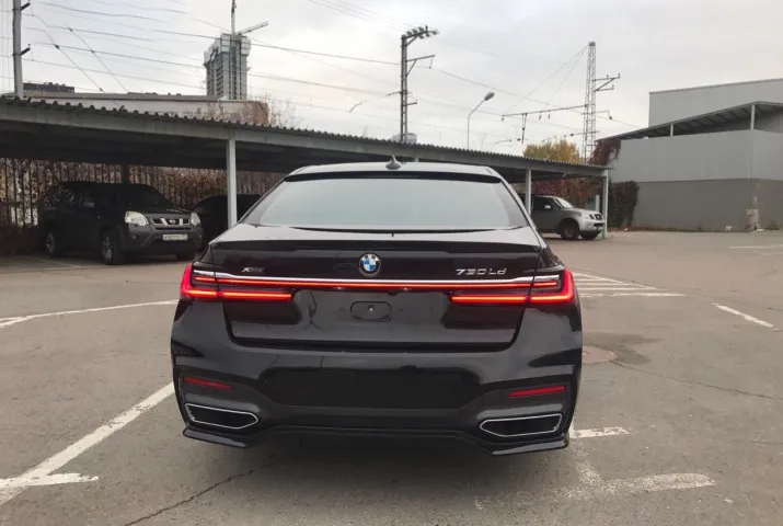 Check price and buy Ronin Design body kit for BMW 7 series G11/G12 Paradigm
