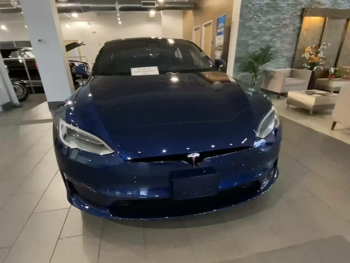Check price and buy New Tesla Model S Plaid Restyling 2 For Sale
