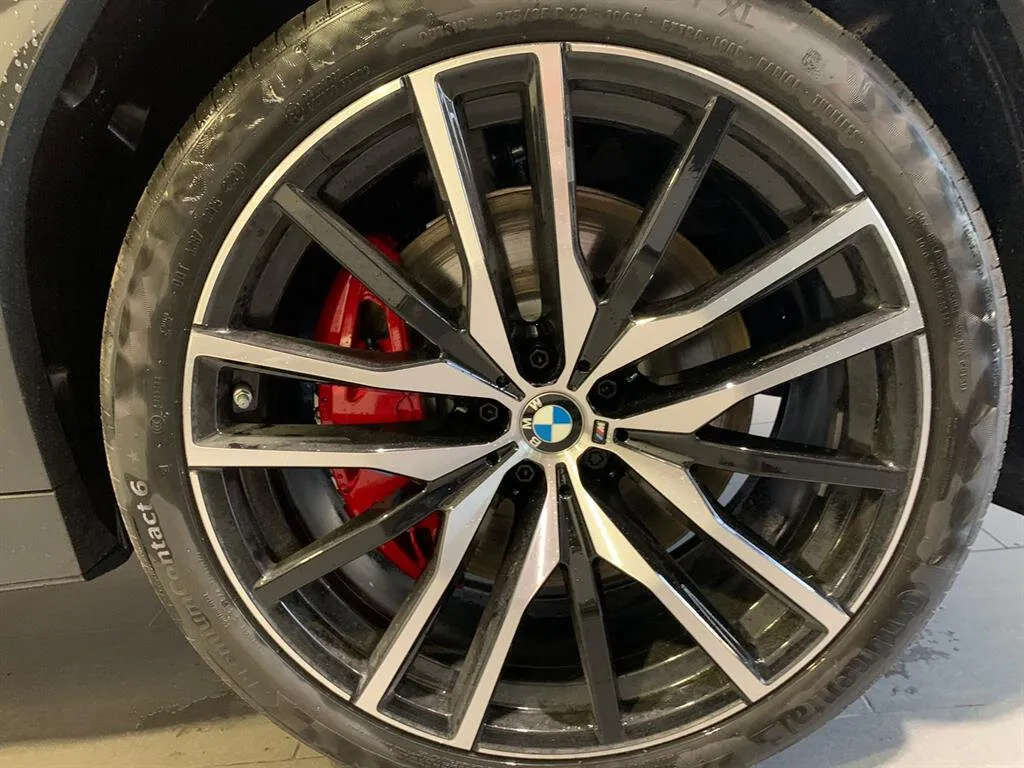 Buy New BMW X6 M50d (G06)