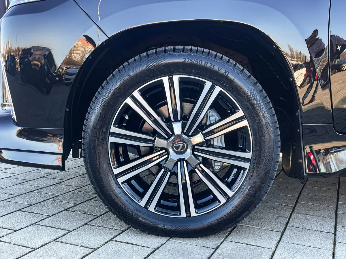 Check price and buy New Lexus LX 570 Restyling 2 For Sale
