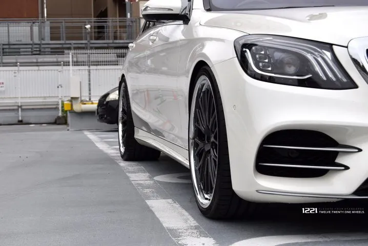 1221 Wheels 0440 AP3 SPORT3.0 22" mounted on Mercedes-Benz S63 AMG — side view