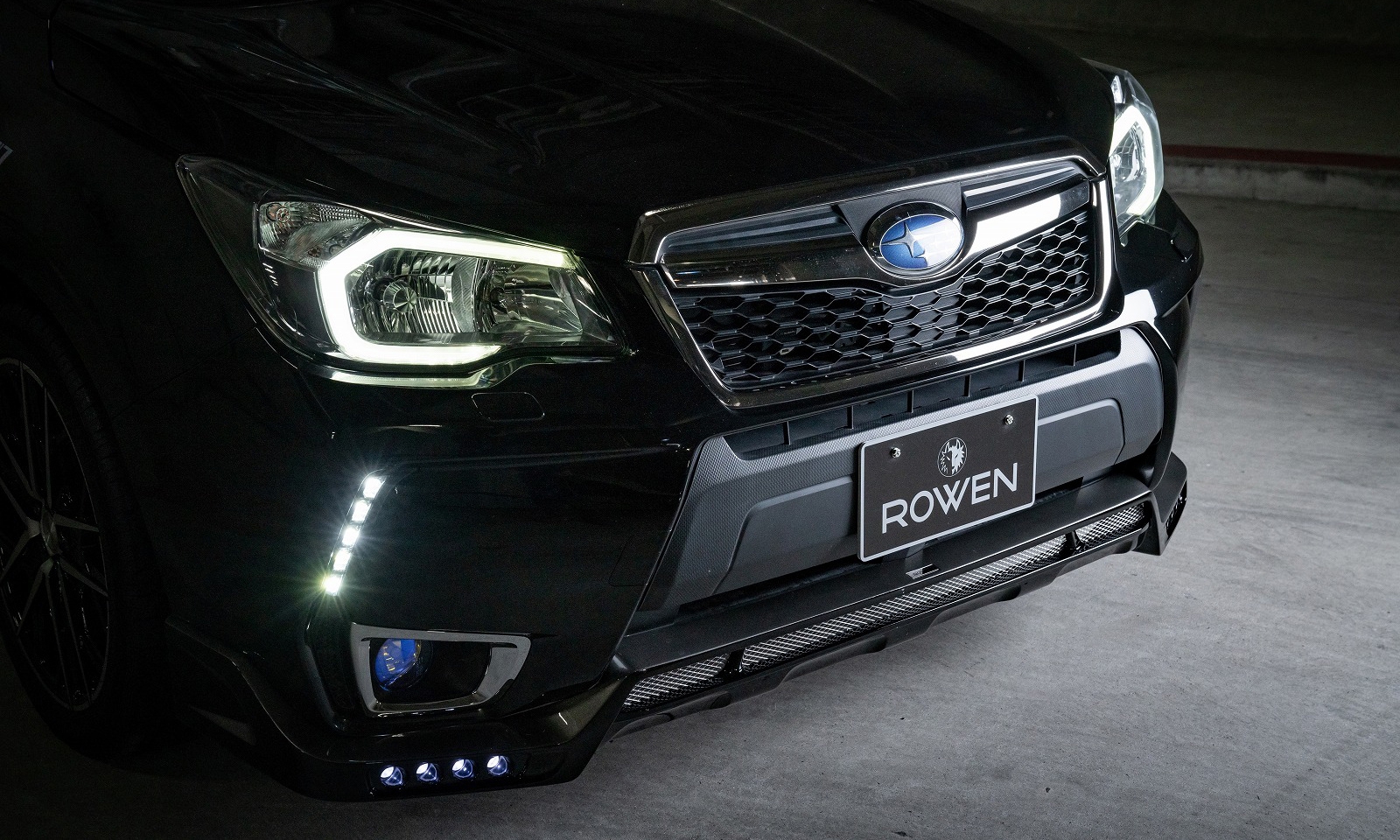 Check our price and buy Rowen body kit for Subaru Forester SJG!
