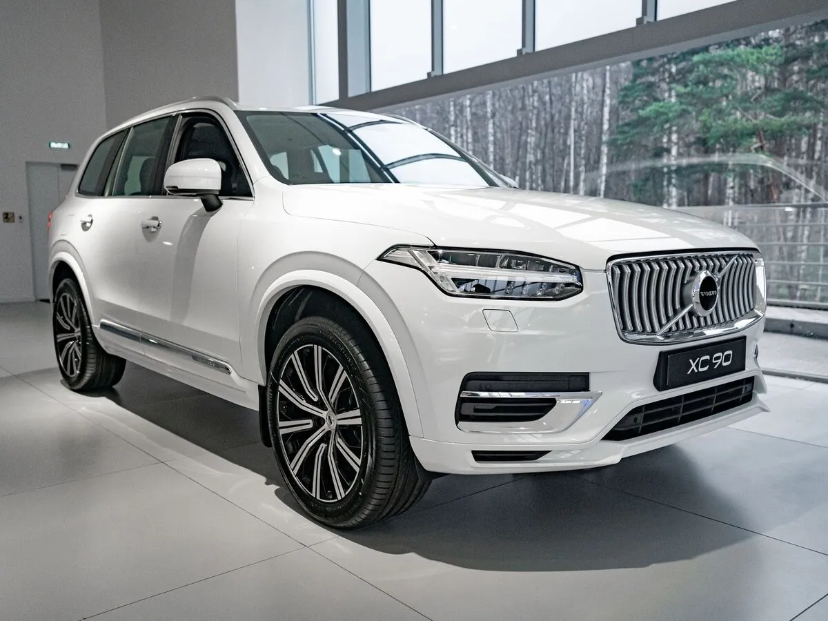 Check price and buy New Volvo XC90 Restyling For Sale