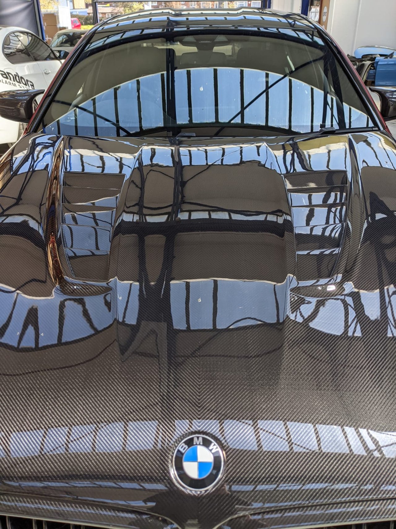 Check price and buy Carbon Fiber Hood BMW M5 F90 / 5-series G30