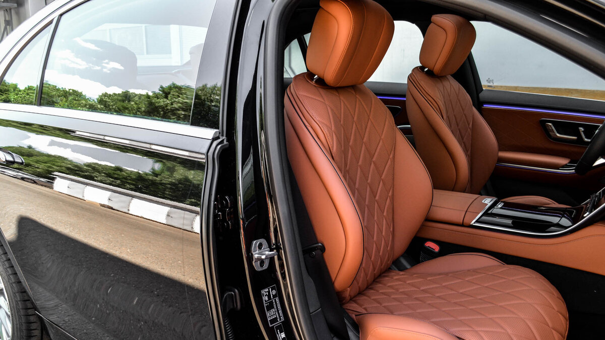 Check price and buy New Mercedes-Benz S-Class 350 d Long 4MATIC (W223) For Sale