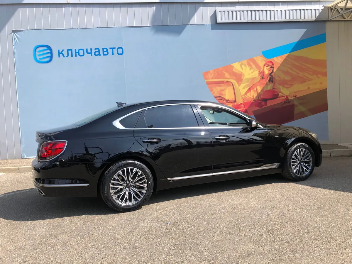 Check price and buy New Kia K900 For Sale