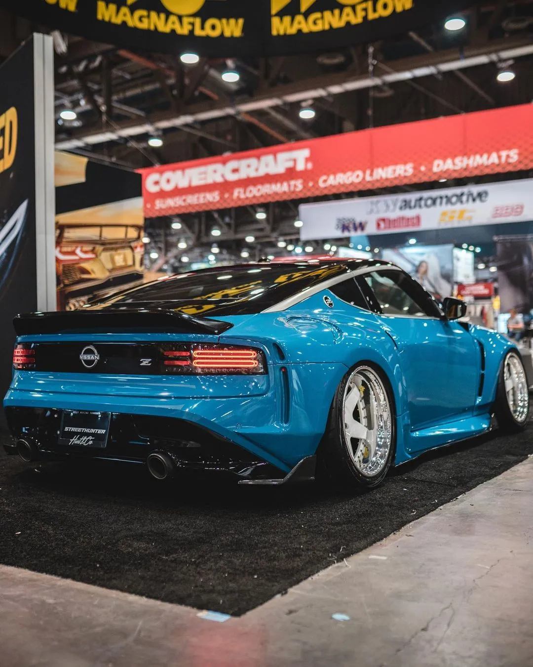 Check our price and buy Street hunter widebody kit for Nissan Z!