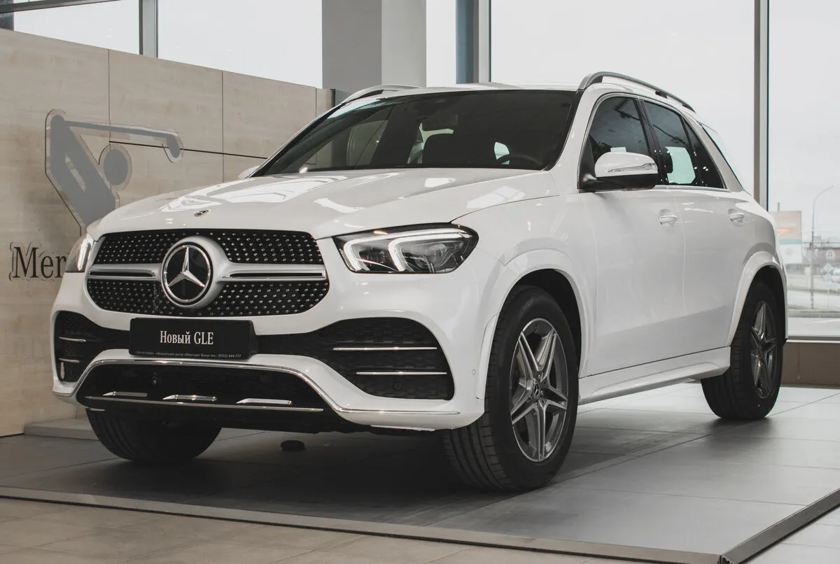 Check price and buy New Mercedes-Benz GLE 400 d (V167) For Sale