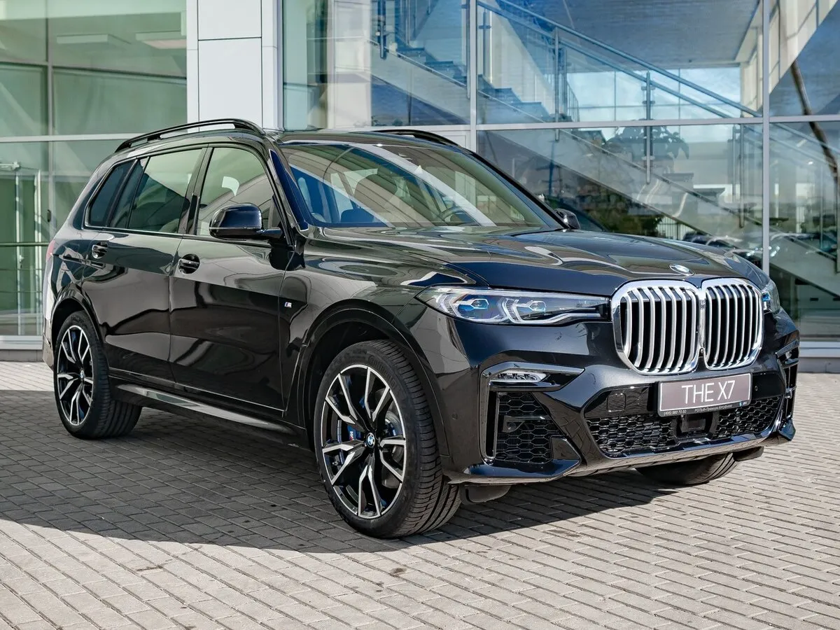 Buy New BMW X7 40d (G07)