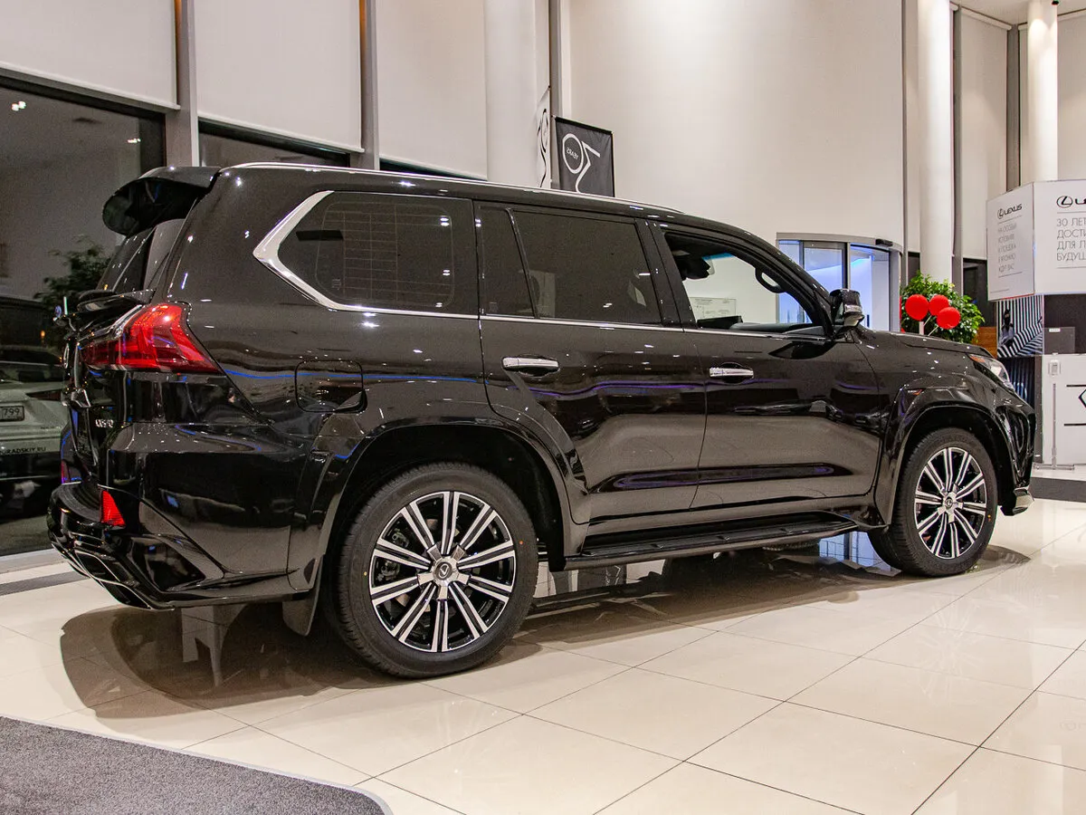 Check price and buy New Lexus LX 570 Restyling 2 For Sale