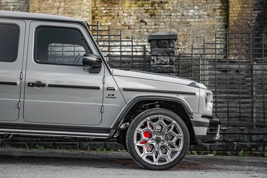 Check our price and buy Kahn Design carbon fiber body kit set for Mercedes-Benz G-class W463A
