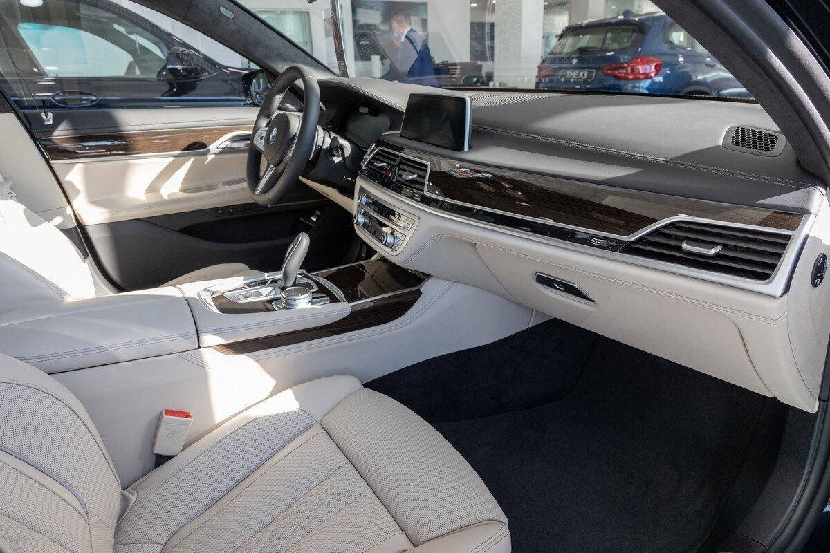 Check price and buy New BMW 7 series Long 740Ld xDrive (G11/G12) Restyling For Sale