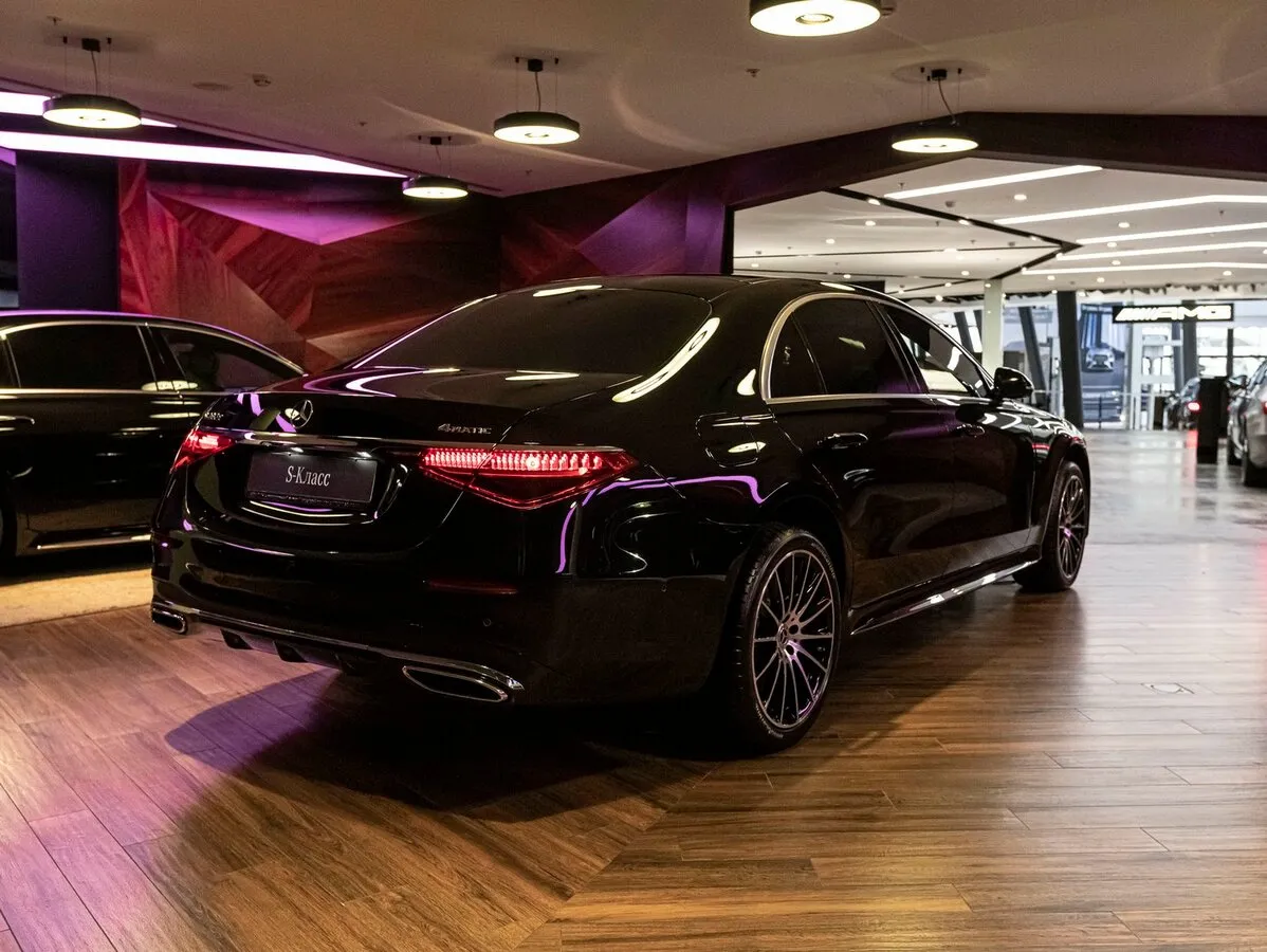 Check price and buy New Mercedes-Benz S-Class 350 d Long 4MATIC (W223) For Sale