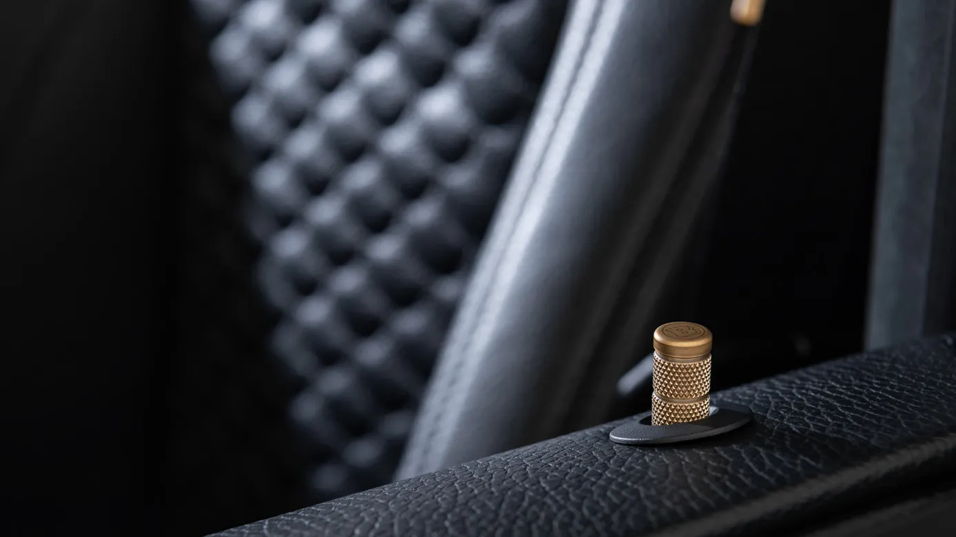 Brabus Black & Gold style interior for Mercedes G-class W463A AMG G 63