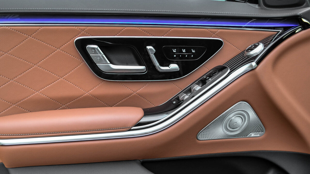 Check price and buy New Mercedes-Benz S-Class 350 d Long 4MATIC (W223) For Sale