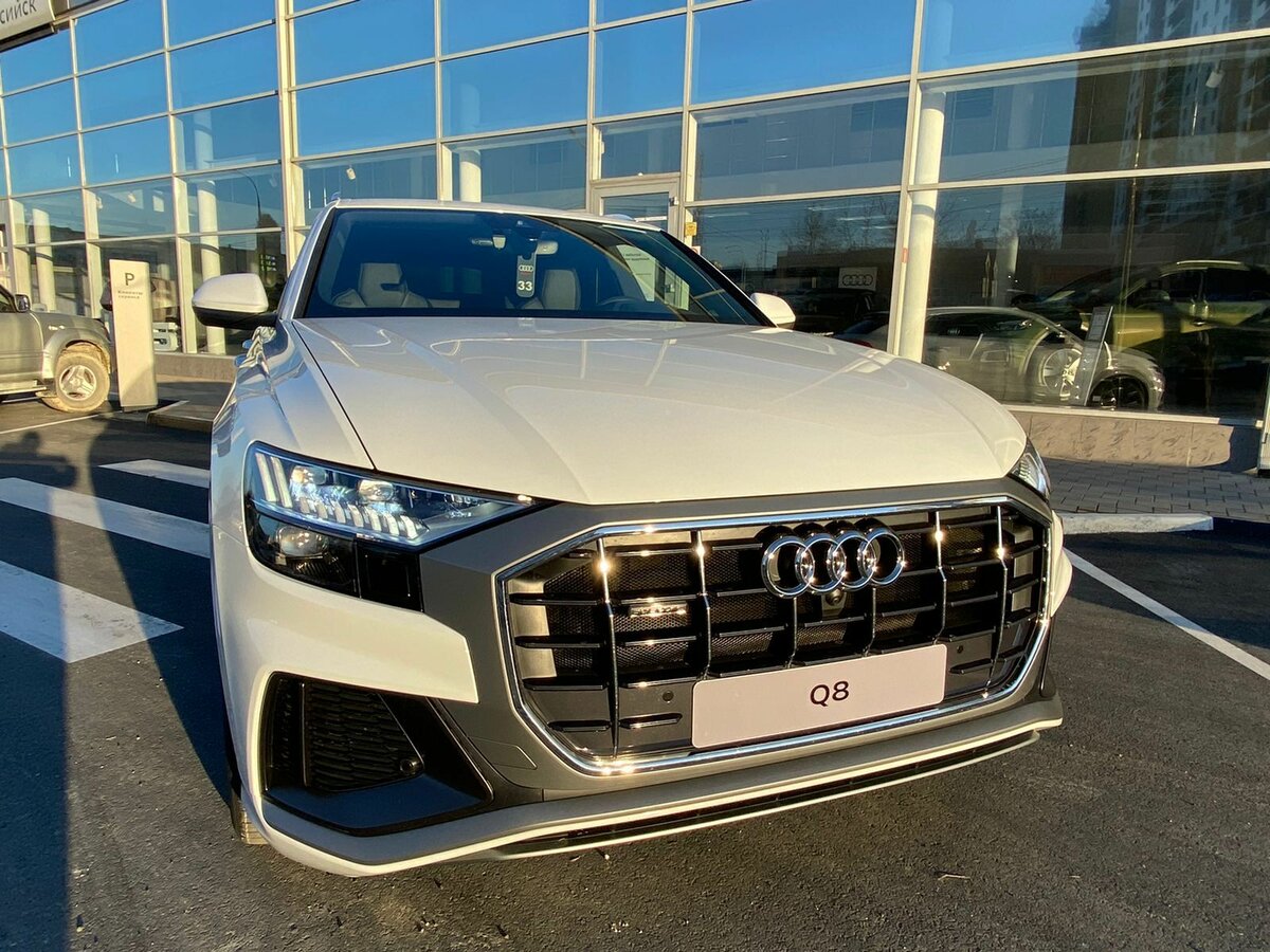 Buy New Audi Q8 45 TDI