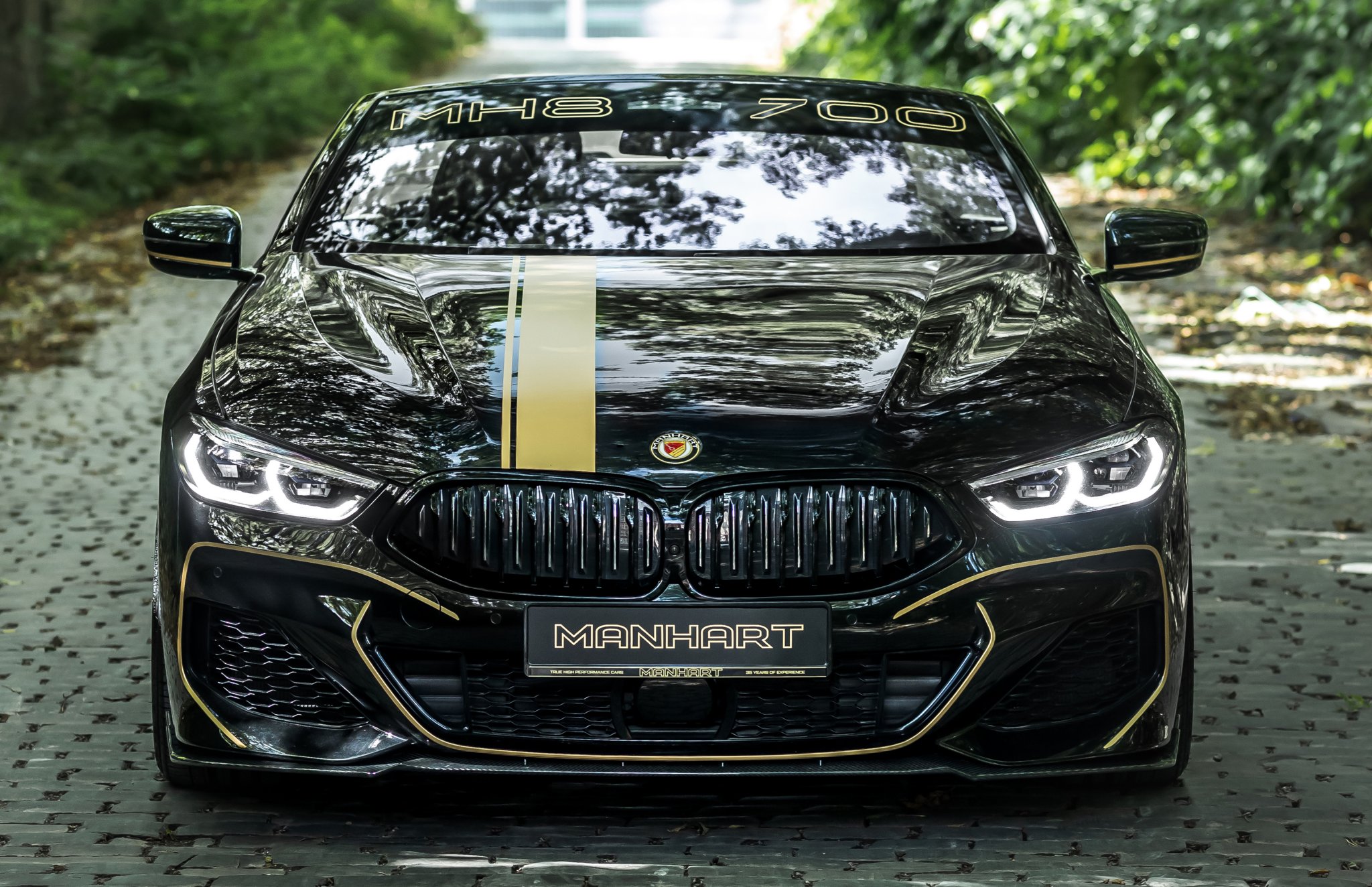 Check our price and buy an Manhart carbon fiber body kit for BMW 8 series G14 Cabriolet!