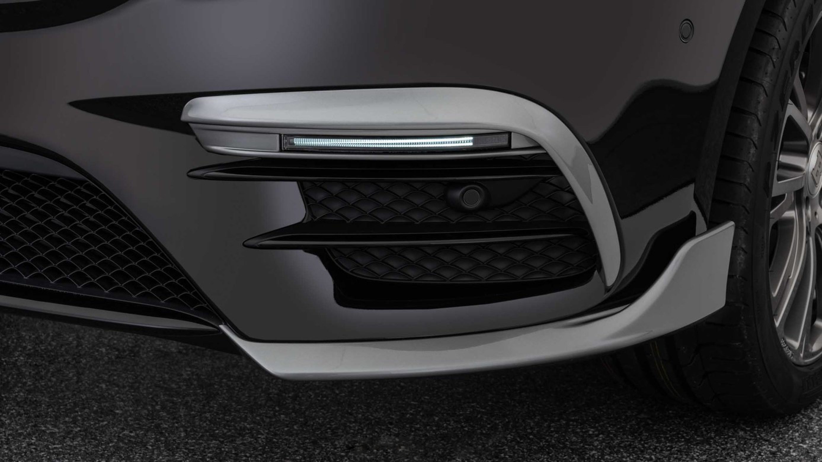 Front fascia inserts BS style for Mercedes V-class W 447 V 220 - V 300 | AMG Line