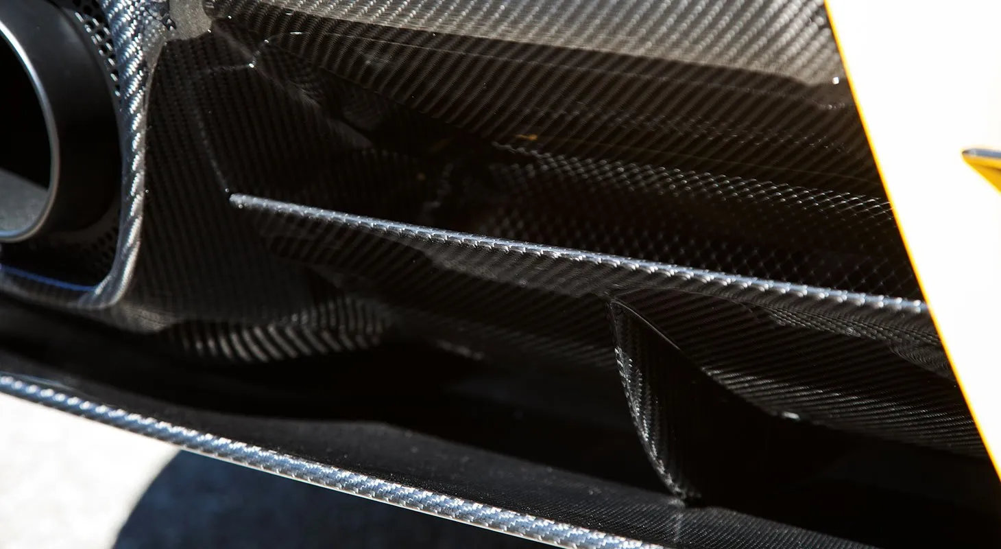 Check price and buy Novitec Carbon Fiber Body kit set for Ferrari F12berlinetta