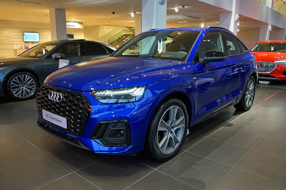 Check price and buy New Audi Q5 Sportback 45 TFSI (FY) For Sale