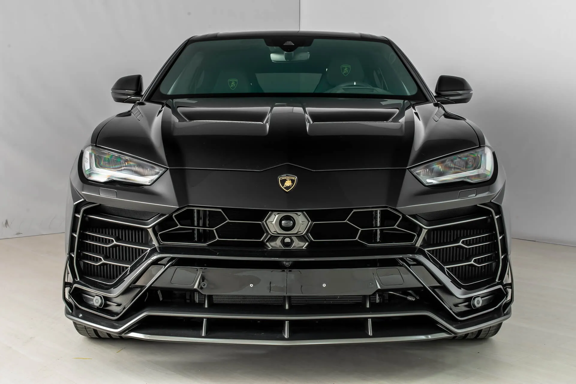 Check our price and buy a SCL Performance body kit for Lamborghini Urus