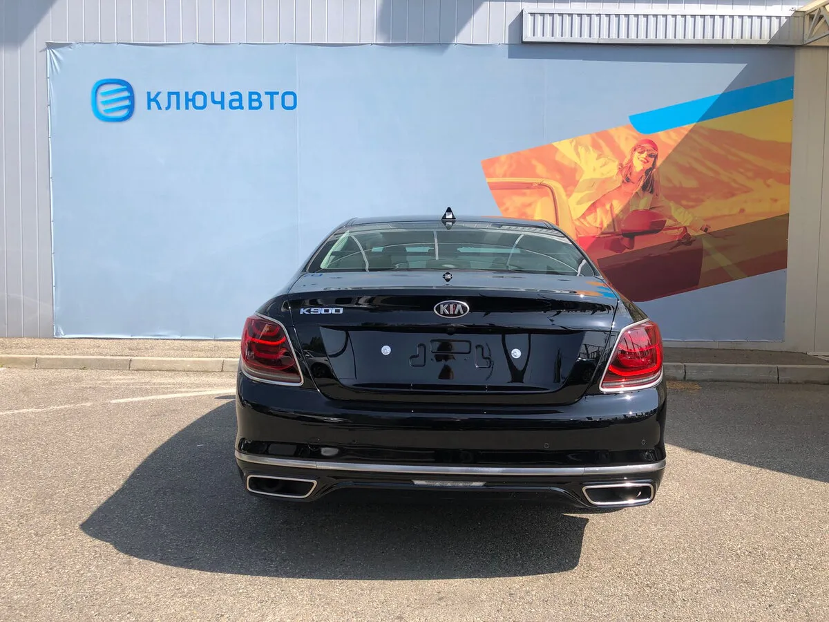 Check price and buy New Kia K900 For Sale