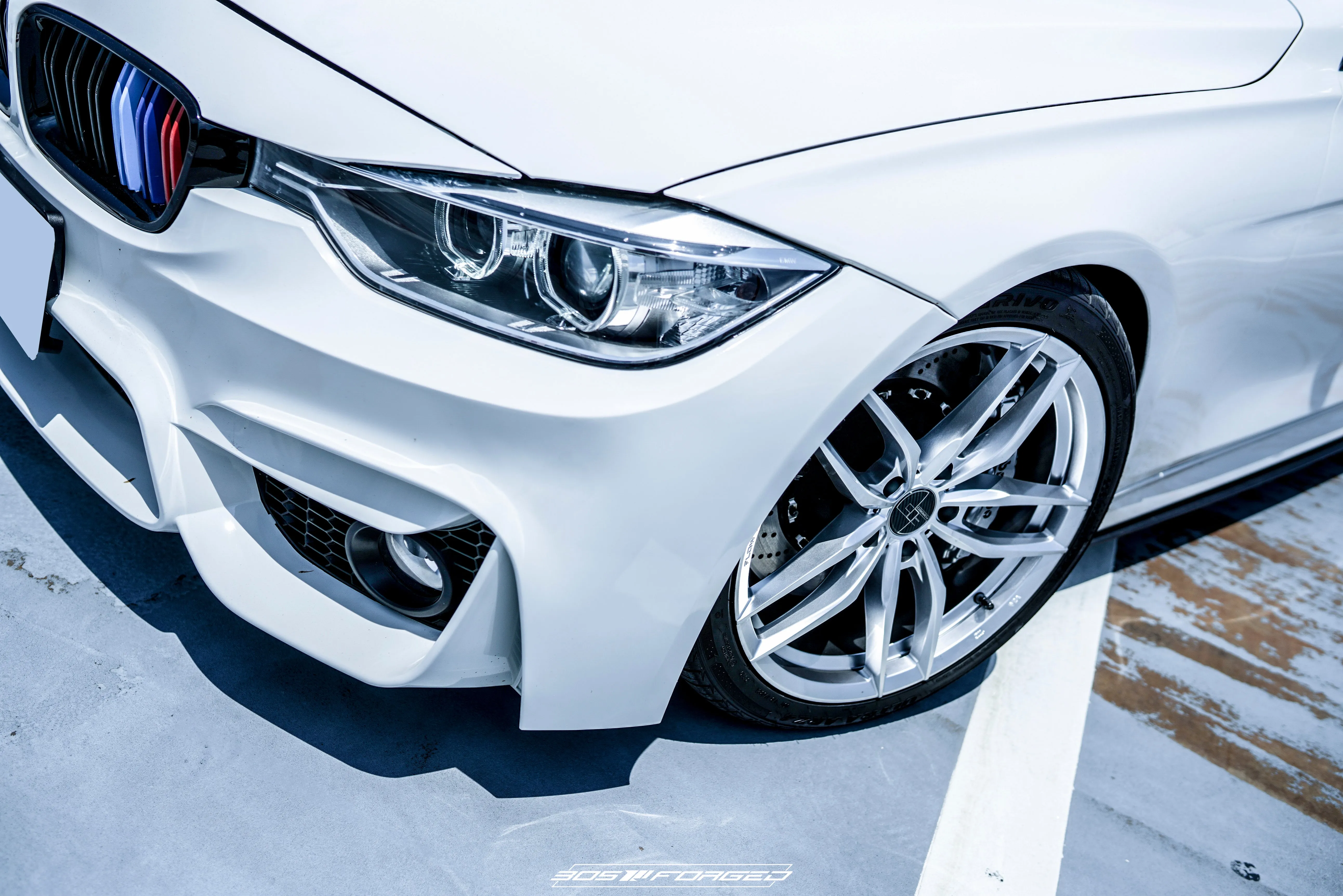305 Forged FT105 Flow Technik Wheels — vehicle fitment front 3/4 view