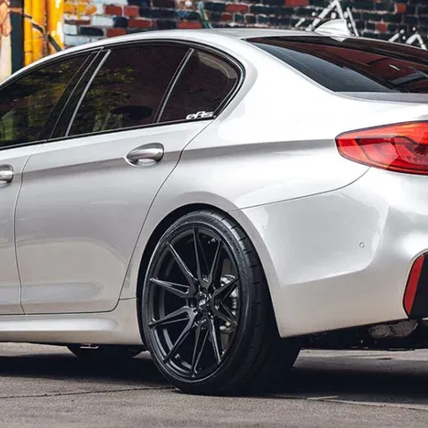 Rhodonite Silver BMW G30 5-Series on ADV.1 ADV5.0 FlowSpec Wheels in Satin Black