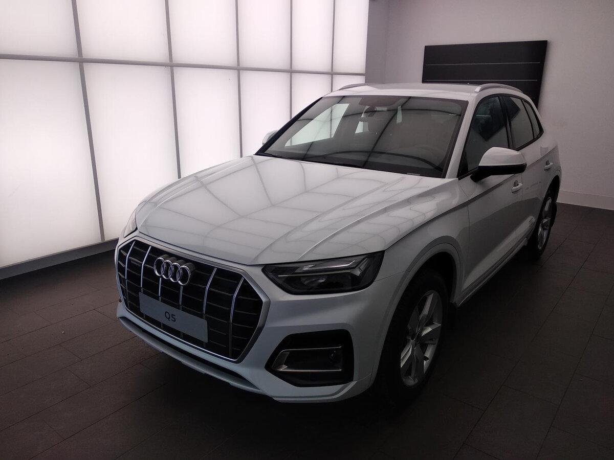 Check price and buy New Audi Q5 45 TFSI (FY) Restyling For Sale