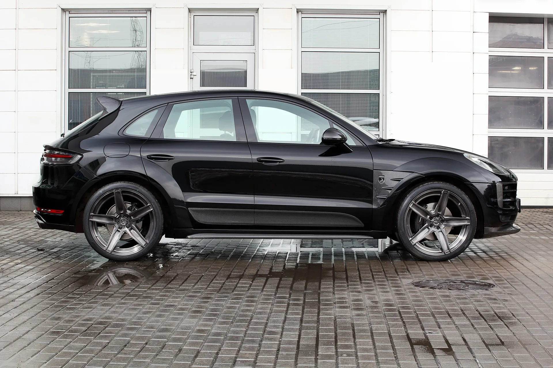 Check our price and buy Topcar Design body kit for Porsche Macan Ursa 2020